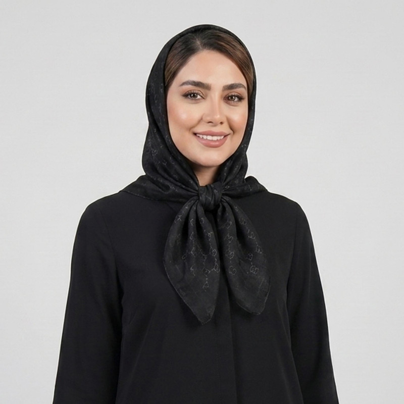 روسری زنانه مدل مینی اسکارف نخی لطیف مارک برجسته دنیز قواره ۷۵ کد ۴