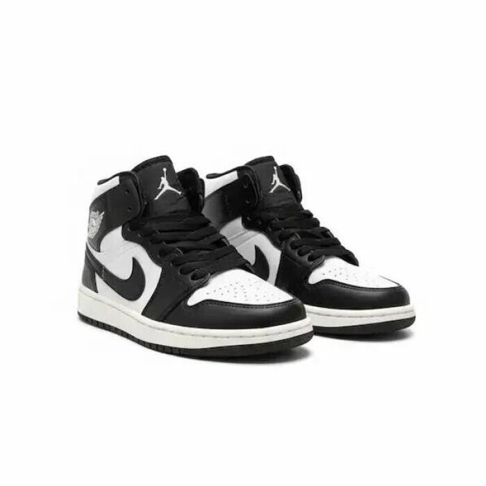 کفش مخصوص دویدن مدل Air Jordan 1 Mid Light Smoke