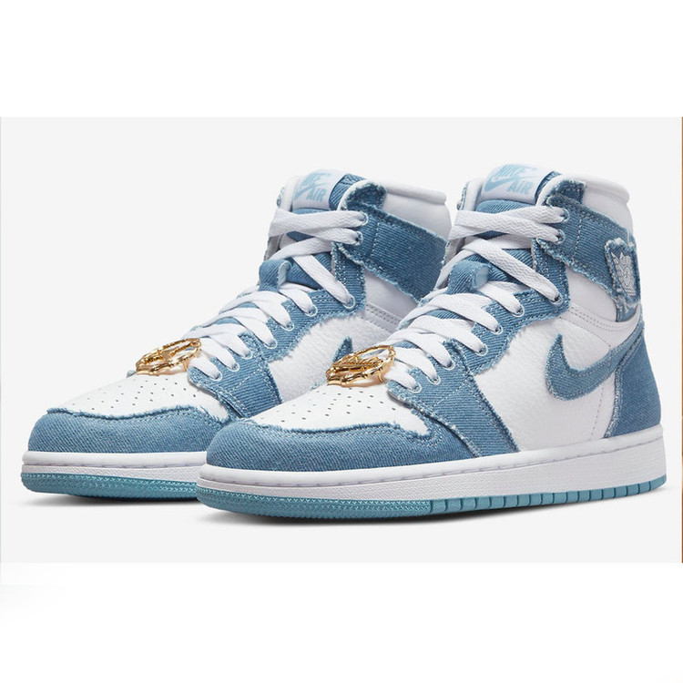 کفش پیاده روی مدل Air Jordan 1 Denim