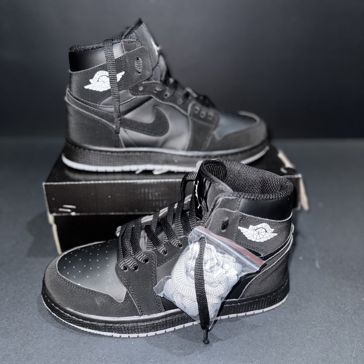 کفش پیاده روی مدل Air Jordan 1 Denim