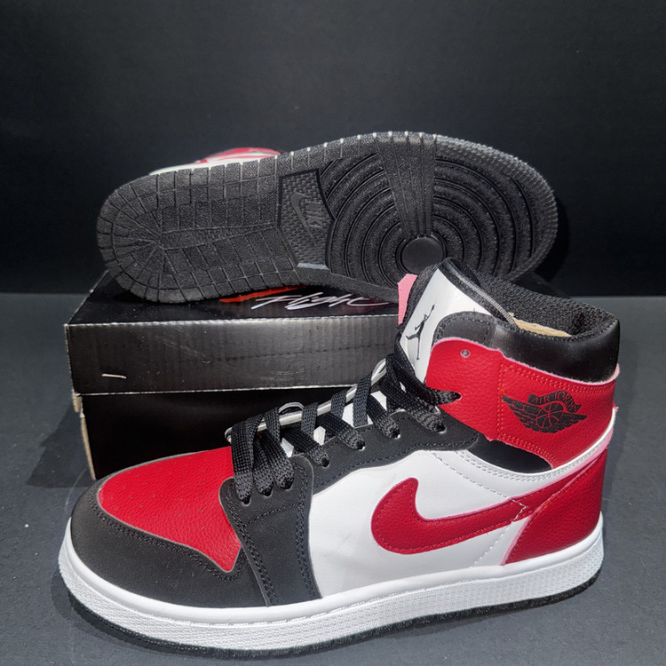 کفش پیاده روی مدل Air Jordan 1 Denim