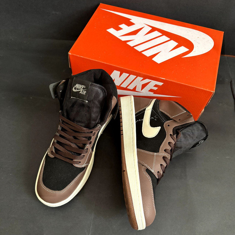 کفش پیاده روی مدل Air Jordan 1 Denim