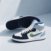 کفش پیاده روی مدل Air Jordan 1 Denim
