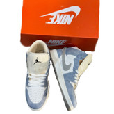 کفش پیاده روی مدل Air Jordan 1 Denim