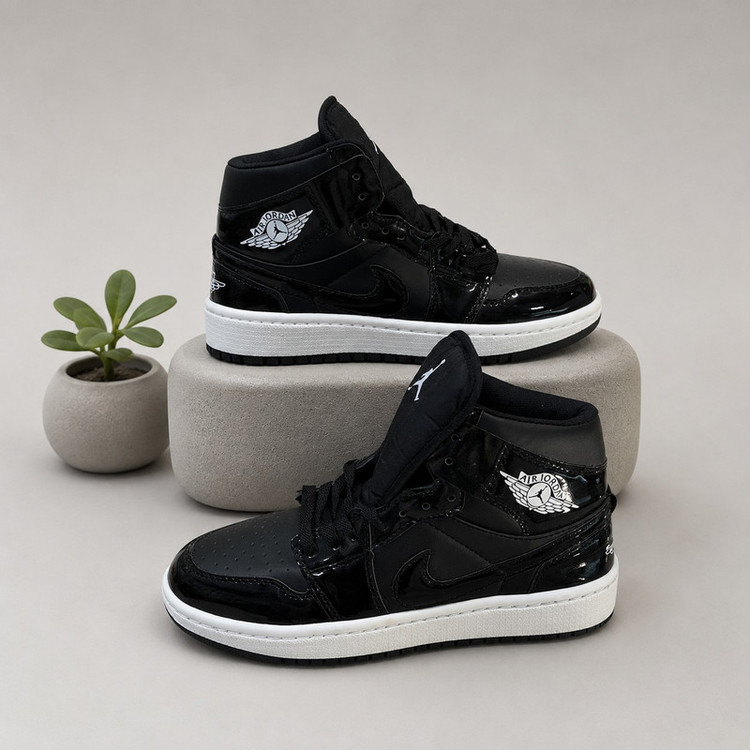 کفش پیاده روی مدل Air Jordan 1 Denim