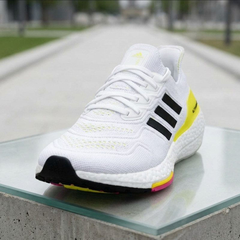 کفش رانینگ آدیداس مدل Ultraboost998