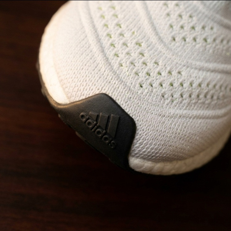 کفش رانینگ آدیداس مدل Ultraboost998