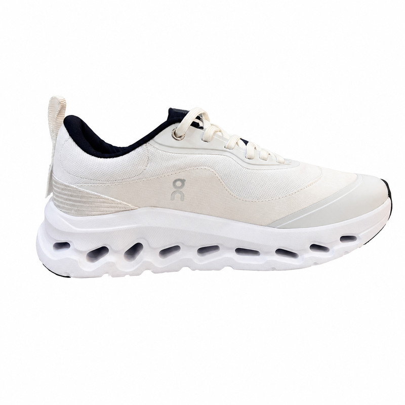 کفش رانینگ زنانه روویکس مدل ON CloudRunner 2