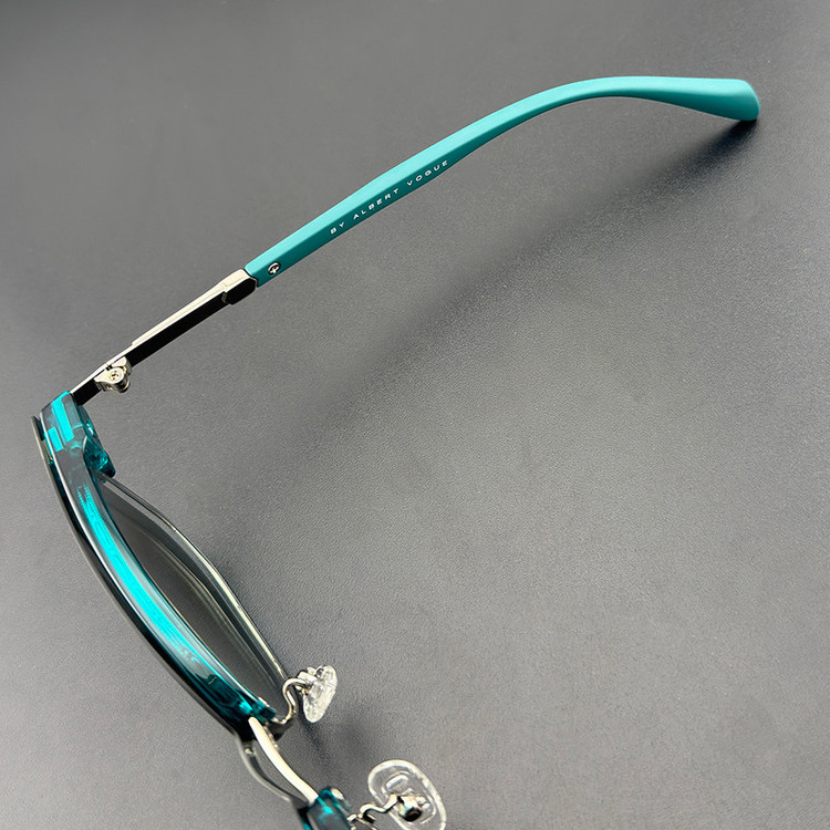 فریم عینک طبی آلبرت وگ مدل CG3202C658-P25 Polarized Double Switch