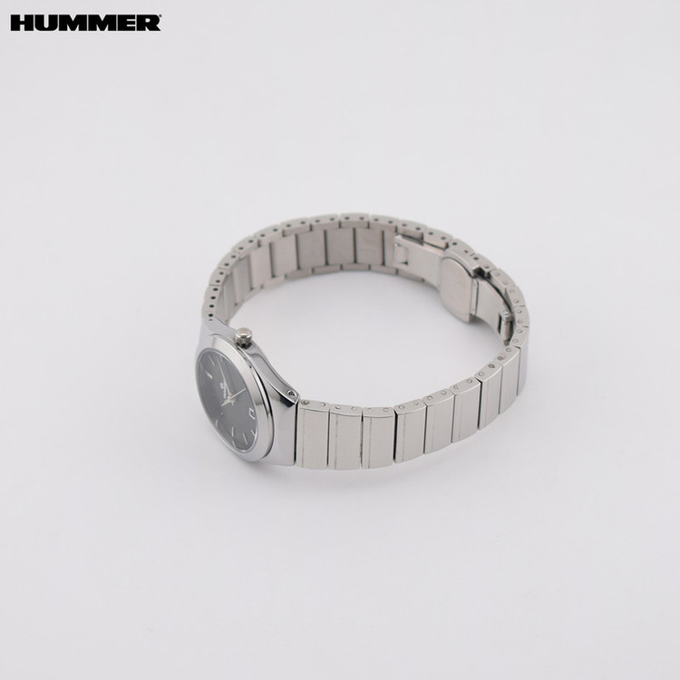 ساعت مچی عقربهای کوارتز زنانه هامر مدل موتور ژاپن قفل مخفی کد 814L-C2