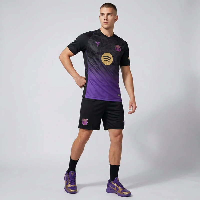 ست تی‌شرت آستین کوتاه و شلوارک ورزشی مردانه مدل بارسلونا Away 2027