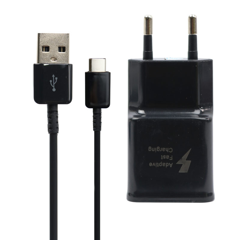 شارژر دیواری مدل Travel Adapter به همراه کابل تبدیل USB-C