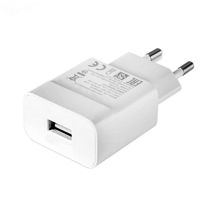 شارژر دیواری مدل Travel به همراه کابل تبدیل MicroUSB