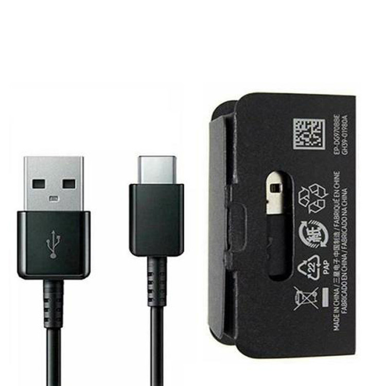 شارژر دیواری مدل EP-TA20EWE به همراه کابل تبدیل USB-C
