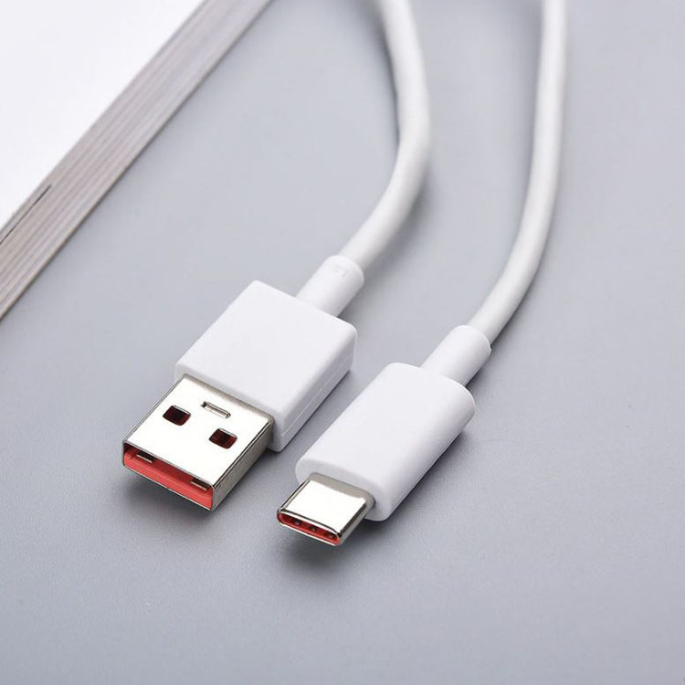 شارژر دیواری کد 33 به همراه کابل تبدیل USB-C