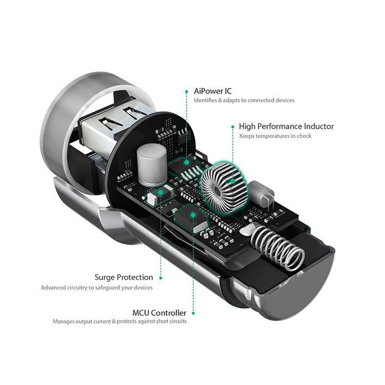 شارژر فندکی آکی مدل CC-S8