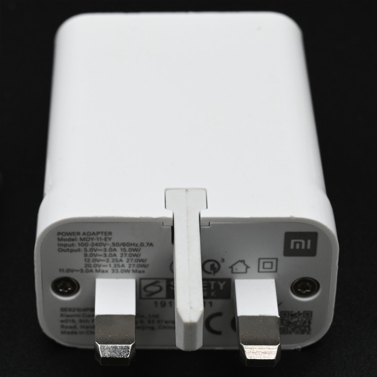 شارژر دیواری مدل MDY-11-EY 33Wfast به همراه کابل تبدیل USB-C