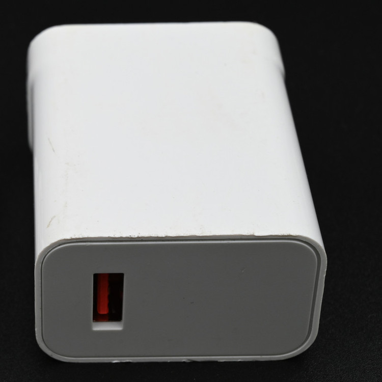 شارژر دیواری مدل MDY-11-EY 33Wfast به همراه کابل تبدیل USB-C