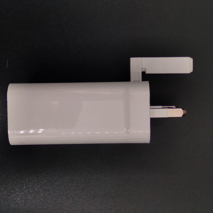شارژر دیواری مدل MDY-11-EY 33Wfast به همراه کابل تبدیل USB-C