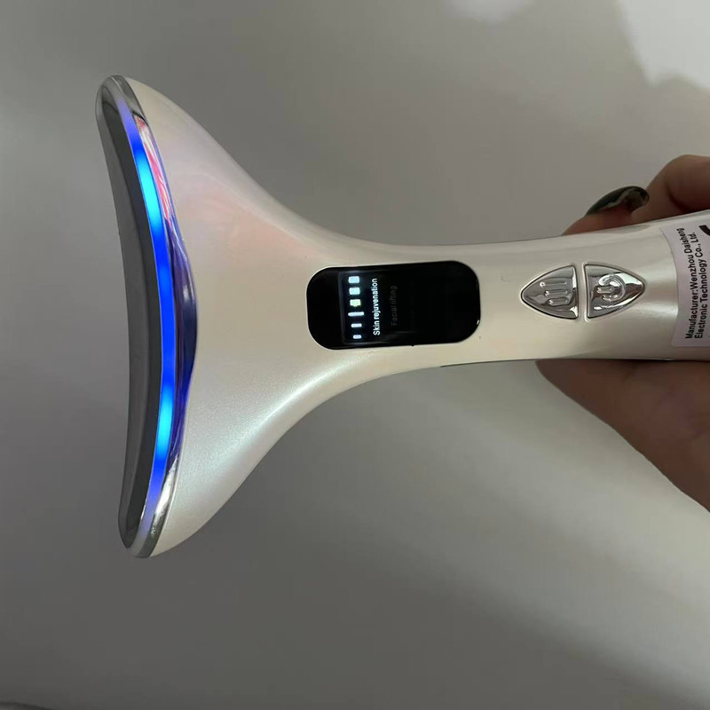 دستگاه لیفیتینگ صورت و گردن مدل M5